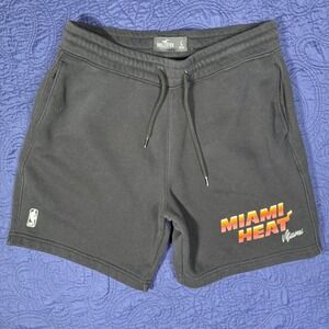 Hollister NBA Miami Heat Shorts Mens‎ Large Black Sweat Shorts EUC